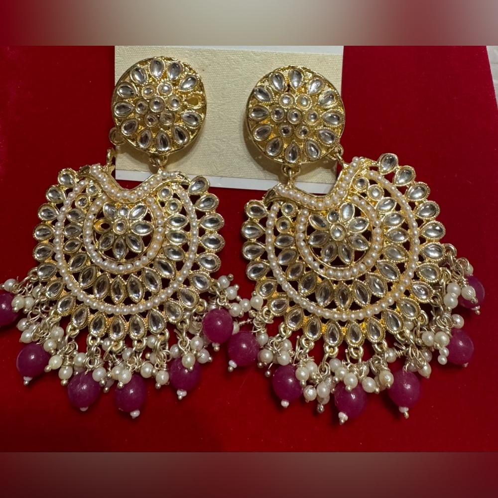 Dangling earrings